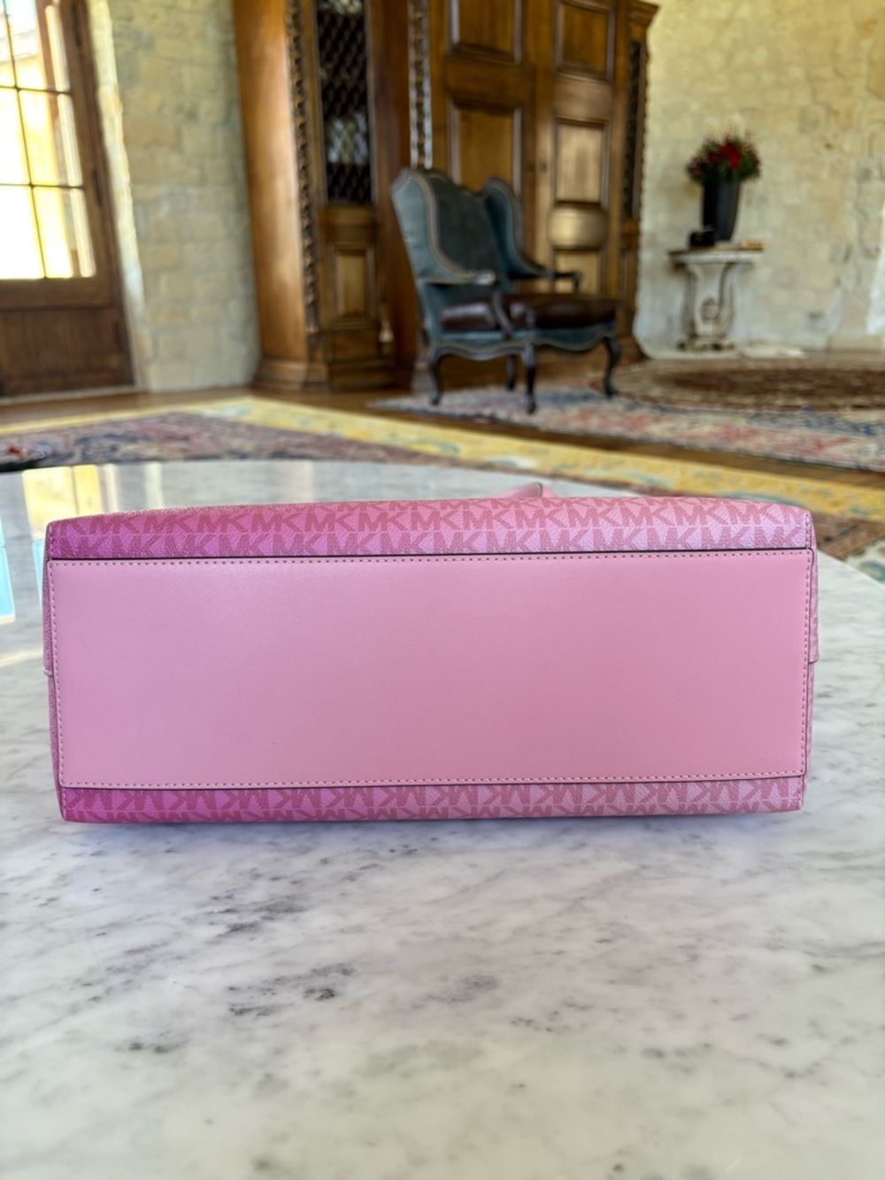 Michael Kors Pink Ombre Signature Tote with Wristlet - Picture 12 of 14